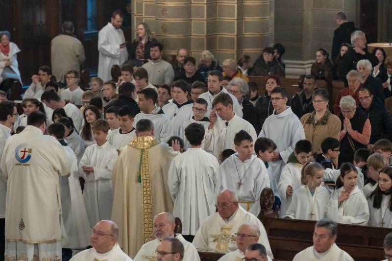 2024_03_28_olajszentelesi szentmise_105.jpg